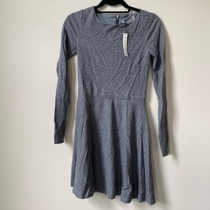 NWT Alice & Olivia long sleeve dress in blue-gray. Size 2.